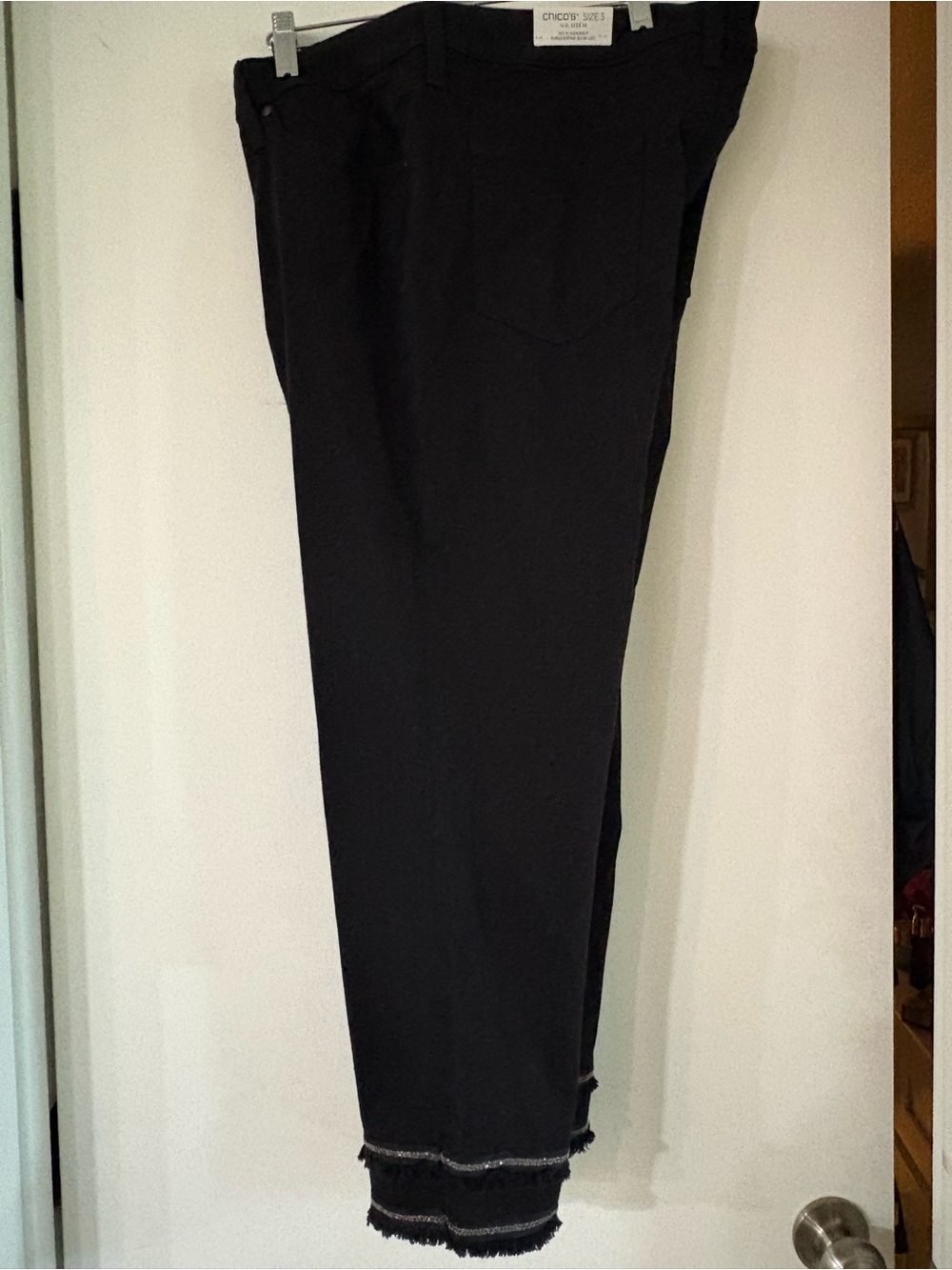 Chico's Black Crop Straight-Leg Pants-Frayed Hem With Silver Caviar Detail Sz 3